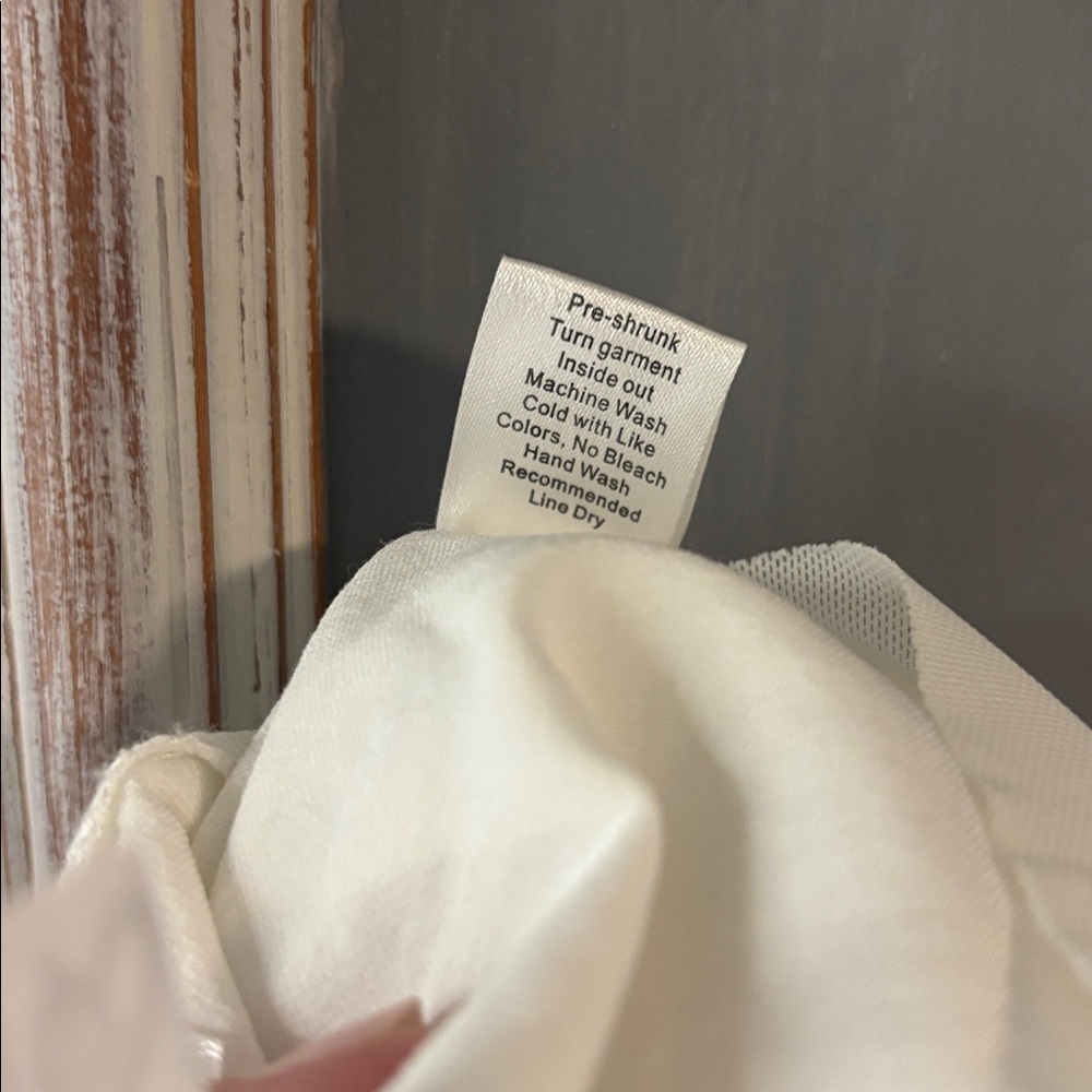 Lulu-B Elegant White Apparel - Picture 8 of 8